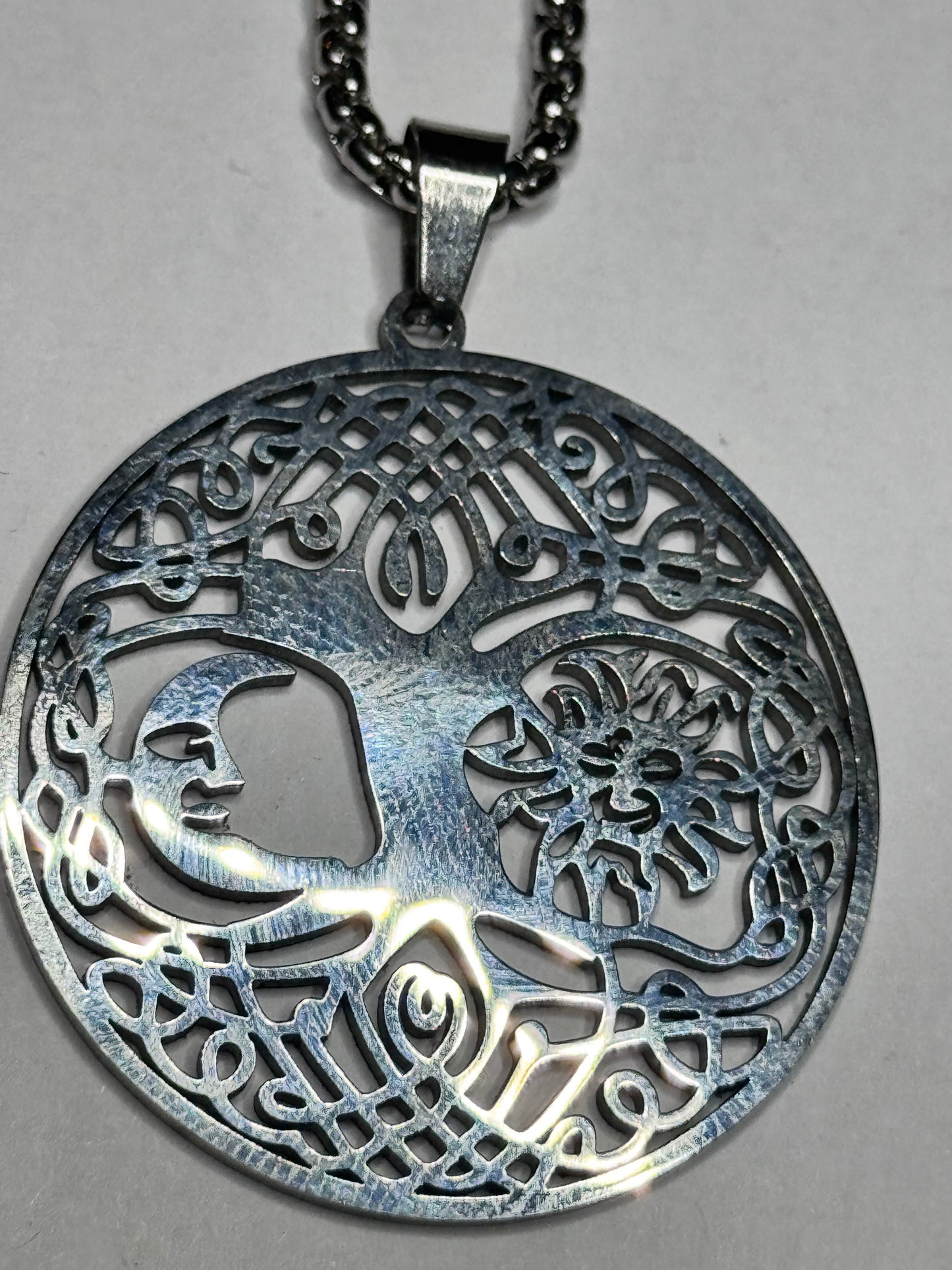 Collar de acero inoxidable con colgante de árbol de la vida, amuleto de la suerte, sol y luna