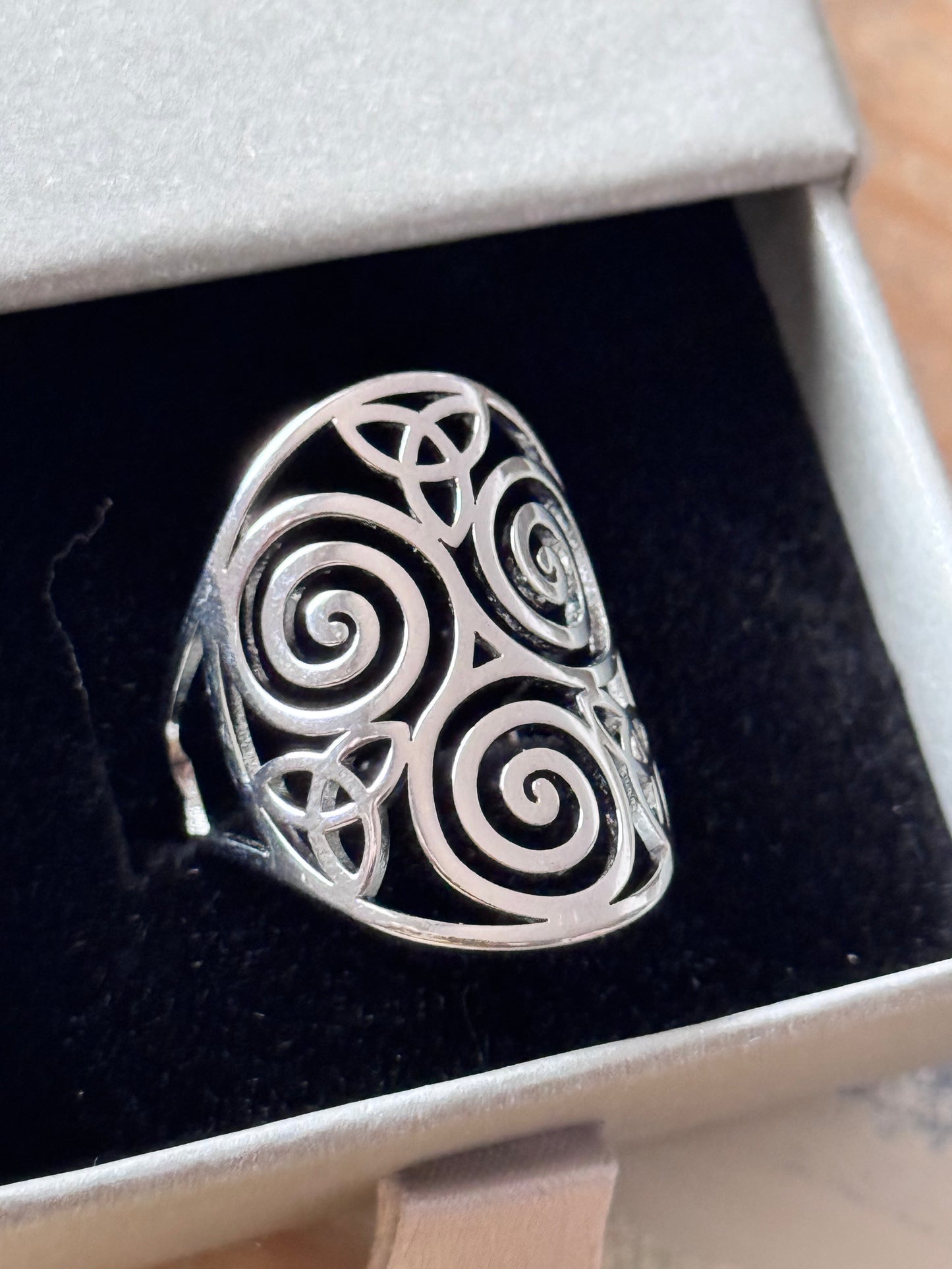 Anillo Triskel Triskelion - Amuleto ajustable para hombres y mujeres, anillos de acero inoxidable con nudo celta.